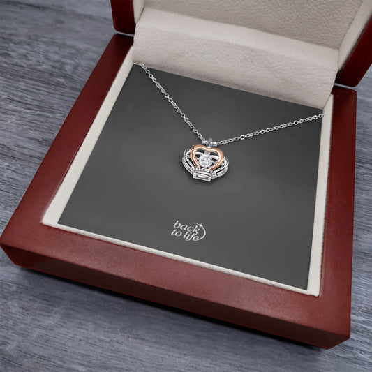 Le Collier – Couronne de Grâce